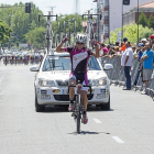 El vencedor de la Vuelta, Ignacio Piquero, llega en solitario a la Plaza del Carmen.-Miguel Ángel Santos
