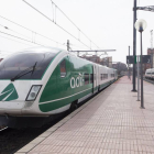 Tren de alta velocidad entrando en la estación Campo Grande de Valladolid-Pablo Requejo