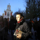 El ex dirigente de Podemos, Juan Carlos Monedero, en el barrio de la Pilarica de Valladolid-Ical