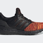 Zapatillas de Adidas inspiradas en la Casa Targaryen de Juego de Tronos.-EL PERIÓDICO