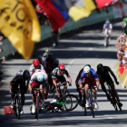 Caída en el esprint final en Vittel.-REUTERS / BENOIT TESSIER