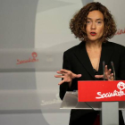 La que será número dos de la lista del PSOE en Madrid, Meritxell Batet, durante una rueda de prensa.-JOSÉ LUIS ROCA