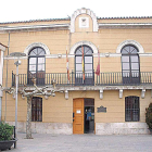 Fachada del Ayuntamiento en la localidad vallisoletana de Tudela de Duero.- E. M.