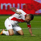 Paolo Guerrero, durante un partido.-TWITTER