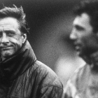 Johan Cruyff y Hristo Stoichkov, en 1990.-ARCHIVO / JORDI COTRINA