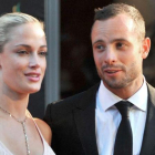 Reeva Steenkamp y Oscar Pistorius, en noviembre del 2012.-LUCKY NXUMALO