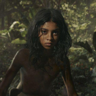 El joven actor Rohan Chand, en la película Mowgli.-EL PERIÓDICO