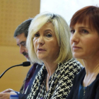 La consejera de Sanidad, Verónica Casadp, junto a Manuel Mitadiel y Mercedes Pérez de Miguel.-ICAL
