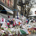 Imagen de la entrada de la sala de conciertos parisina Bataclán, tras el atentado terrorista, en el 2015.-YOAN VALAT