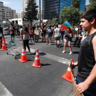 Marchas y protestas cerca de la casa de Sebastián Piñera en Santiago de Chile.-EFE