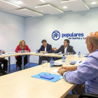 Reunión de los ‘populares’ con los presidentes provinciales, directores de campaña y gerentes provinciales.-ICAL