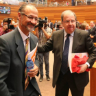 Debate de investidura del candidato a la Junta de Castilla y León con las intervenciones de Juan Vicente Herrera. En la imagen saluda al portavoz de C's Luis Fuentes-ICAL