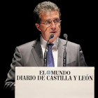 José Luis Ulibarri en un momento de su discurso.-REPORTAJE GRÁFICO:J.M.LOSTAU / PHOTOGENIC / JAVIER ÁLVAREZ