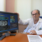 El radiólogo Javier Trueba en las instalaciones del Hospital Clínico Universitario de Valladolid.-MIGUEL ÁNGEL SANTOS