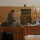 La acusada de 'estafa romántica' al inicio del juicio en la Audiencia de Valladolid. - E. PRESS
