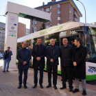 Las autoridades presentan los buses de la línea 7.-@AyuntamientoVLL