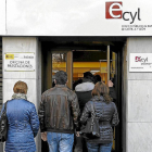 Oficina del Ecyl en Vallladolid-El Mundo