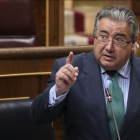 El ministro del Interior, Juan Ignacio Zoido, en una intervención en el Congreso-EL PERIÓDICO