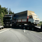 El accidente de un camión provoca el corte de la A-62 en Trigueros (Valladolid). EUROPA PRESS