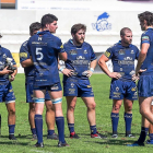 Los jugadores del VRAC Quesos Entrepinares, cabizbajos el domingo tras perder con el Barcelona.-PABLO REQUEJO