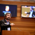 El portavoz de Izquierda Unida, José Carrión, en el Debate de política general en las Cortes.-ICAL