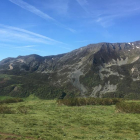 La impresionante mole del Cueto de Arbás, en su vertiente norte.-N.S.