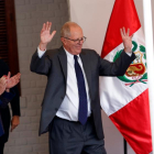 Pablo Kuczynski, acompañado de su esposa Nancy Lange, tras conocer la victoria en Lima.-REUTERS / JANINE COSTA / REUTERS