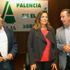 La consejera de Agricultura y Ganadería, Milagros Marcos; junto al presidente regional de ASAJA, Donaciano Dujo (D); y al provincial, Honorato Meneses (I), inaugura las jornadas 'Palencia en el 2000', organizadas por Asaja Palencia-ICAL