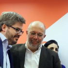 El candidato de Cs a la Presidencia de la Junta de Castilla y León, Francisco Igea, junto al secretario de Organización del partido, Fran Hervías.-ICAL