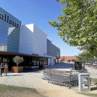 Centro Comercial Vallsur en Valladolid, que se vería afectado por la reducción de días festivos.-J.M.LOSTAU