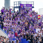 Aficionados del Real Valladolid en la visita al Leganés. / RV. / I. SOLA