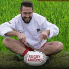El cocinero Javier García Peña promocionando con su imagen el Club rugby Arroyo-El Mundo