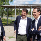 El presidente del PP de Castilla y León, Alfonso Fernández Mañueco, visita Laguna de Duero (Valladolid), junto al presidente provincial del PP, Conrado Íscar, y el candidato ‘popular’ al Ayuntamiento, de la localidad, Avelino Álvarez.