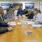 La vicepresidenta y consejera de Empleo de la Junta, Rosa Valdeón, preside la Permanente del Diálogo Social para analizar las actuales crisis empresariales.-ICAL