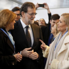 Mariano Rajoy, entre María Dolores de Cospedal y Cristina Cifuentes, en el congreso nacional del PP.-JOSÉ LUIS ROCA