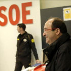 Miquel Iceta entra en el comité federal del PSOE que decidió la abstención, el pasado domingo.-JOSE LUIS ROCA