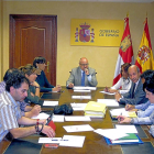 Luis Antonio Gómez Iglesias preside la reunión del Programa de Fomento del Empleo Agrario, ayer.-EL MUNDO