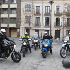 Algunos moteros de Asturias antes de iniciar el viaje de regreso-J.M.Lostau