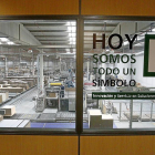 Interior de la fábrica de cartonaje de San Cayetano en Aldemayor de San Martín (Valladolid).-J.M. LOSTAU