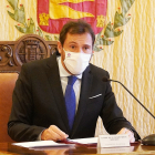 El alcalde de Valladolid, Óscar Puente, durante la rueda de prensa. E.M.