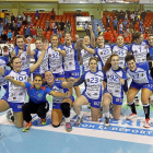 Las jugadoras delAula Alimentos de Valladolid celebran su clasificación para la fase final de la Copa.-J. M. LOSTAU