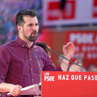 Luis Tudanca, durante una intervención en uno de los actos de precampaña del Partido Socialista.-ICAL