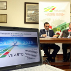 El presidente de Vitartis, Félix Moracho (D), durante la presentación del dimensionamiento y del plan estratégico de actuación de la nueva Junta Directiva de Vitartis-Ical