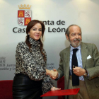 La consejera de Agricultura y Ganadería, Silvia Clemente, y el presidente de Fertiberia, Francisco de la Riva, firman un convenio de colaboración en I+D+i-Ical