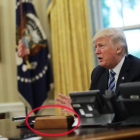 El presidente Trump, en el despacho Oval de la Casa Blanca, este jueves.-REUTERS / CARLOS BARRIA