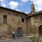 Antiguo hospital de San Juan Evangelista en la Puebla de Arganzón.-ICAL