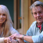 Mireille Darc, junto a Alain Delon, en enero del 2007.-MARTIN BUREAU/AFP