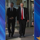 Jeremy Corbyn, líder de los laboristas (derecha), en Bruselas.-AFP / ARIS OIKONOMOU