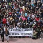 Imagen de la concentración de alumnos en el instituto Félix Rodríguez de la Fuente.-RAÚL G. OCHOA