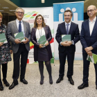 Beatriz Escudero, Félix Moracho, Milagros Marcos, Eduardo Baamonde y Daniel Ramón en la presentación de ‘Alimentos del futuro  2016’-J.M.LOSTAU